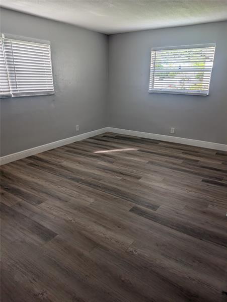 Image 14 of 18 For 5820 17th Pl  112