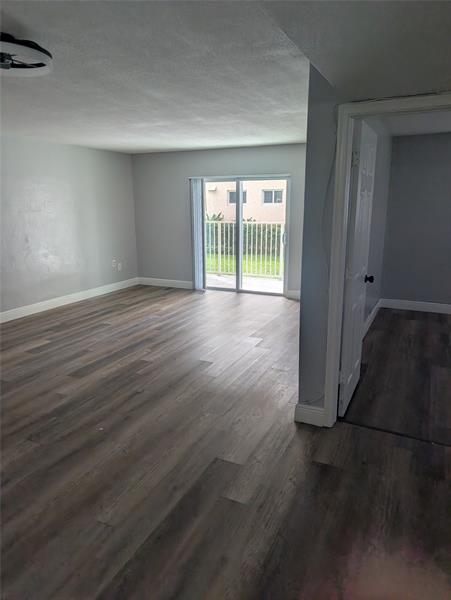 Image 6 of 18 For 5820 17th Pl  112