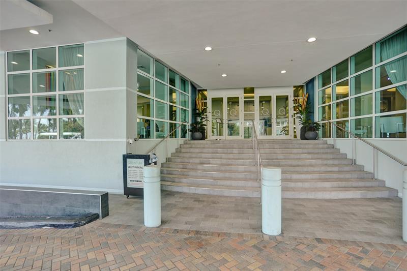 Image 56 of 59 For 1900 Bayshore Dr  715