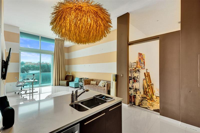 Image 6 of 59 For 1900 Bayshore Dr  715