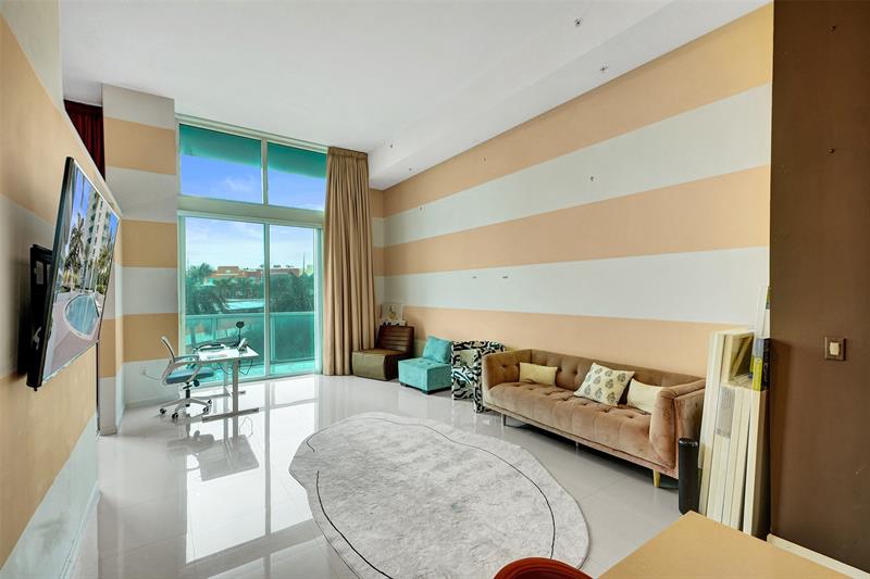 Image 8 of 59 For 1900 Bayshore Dr  715