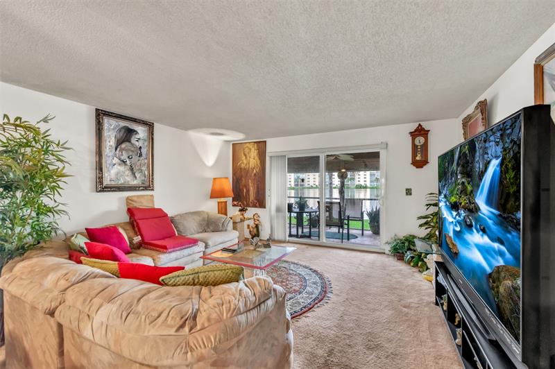 Image 13 of 29 For 121 3rd Ave  104