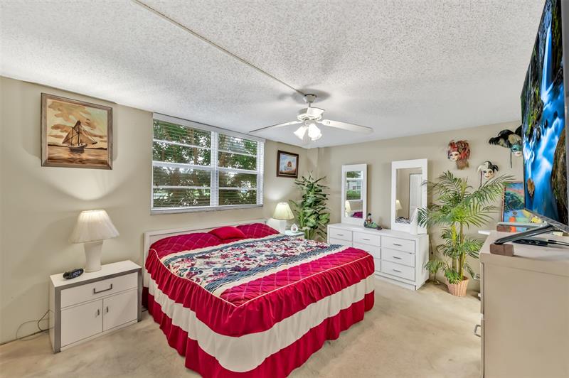 Image 20 of 29 For 121 3rd Ave  104