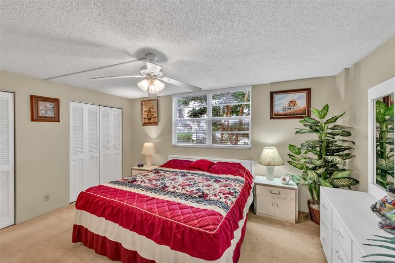 Image 23 of 29 For 121 3rd Ave  104