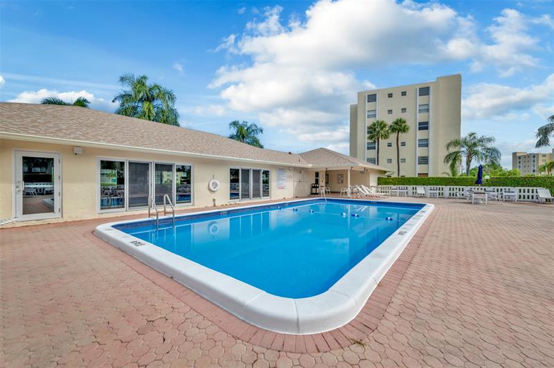 Image 28 of 29 For 121 3rd Ave  104