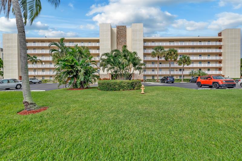 Image 5 of 29 For 121 3rd Ave  104