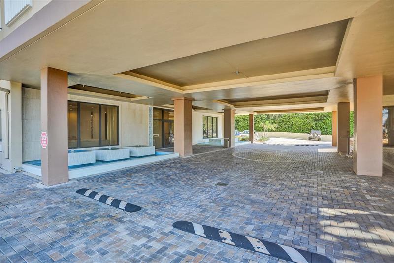 Image 3 of 86 For 2000 Ocean Blvd  10e