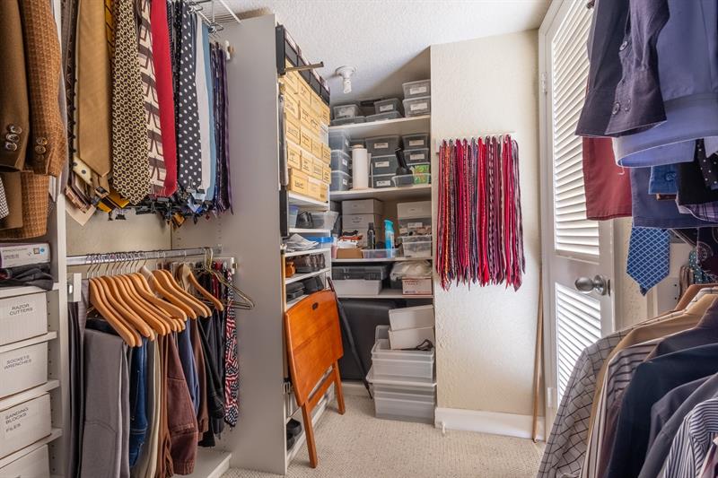 Image 36 of 86 For 2000 Ocean Blvd  10e