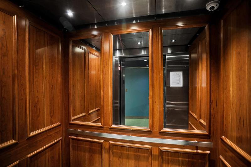 Image 7 of 86 For 2000 Ocean Blvd  10e