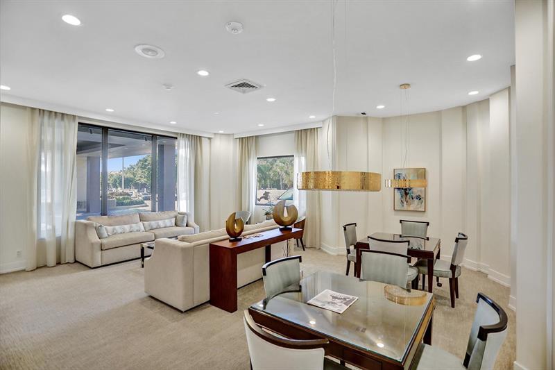 Image 72 of 86 For 2000 Ocean Blvd  10e