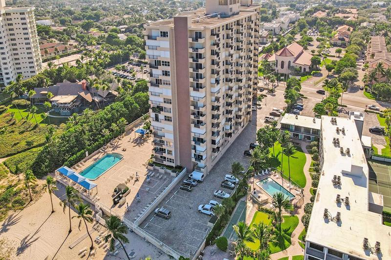 Image 77 of 86 For 2000 Ocean Blvd  10e