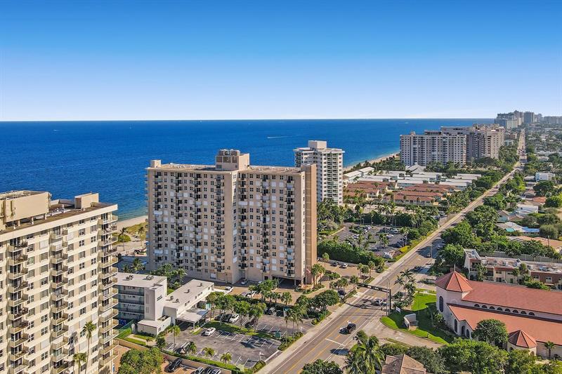 Image 83 of 86 For 2000 Ocean Blvd  10e