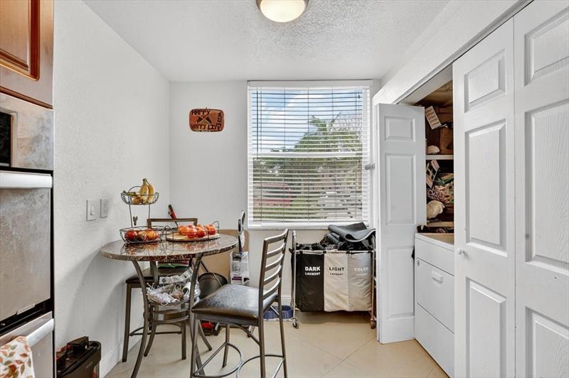 Image 16 of 31 For 950 80th Ave  106