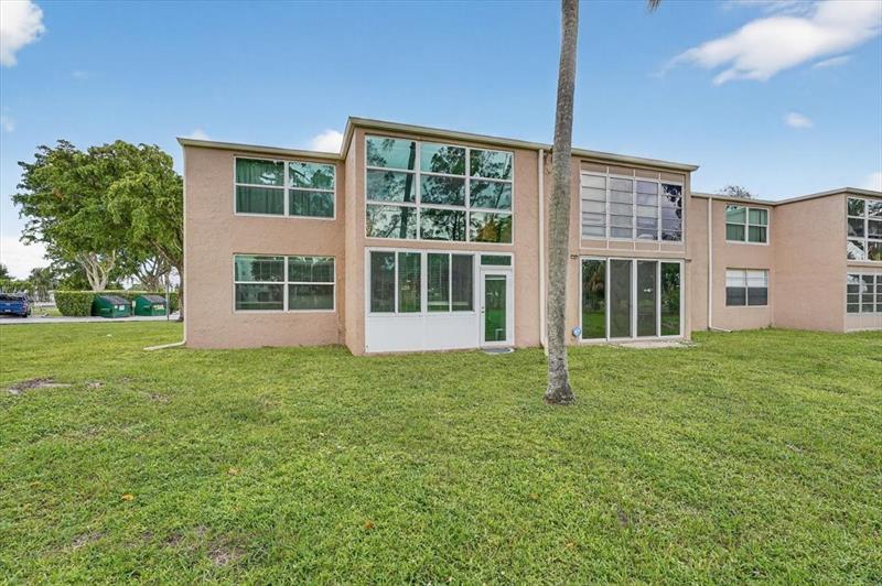 Image 30 of 31 For 950 80th Ave  106