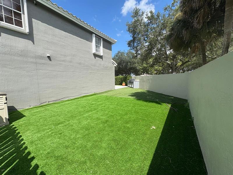 Image 10 of 12 For 11567 Open Ct