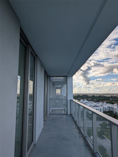 Image 12 of 17 For 2000 Metropica Way  1501