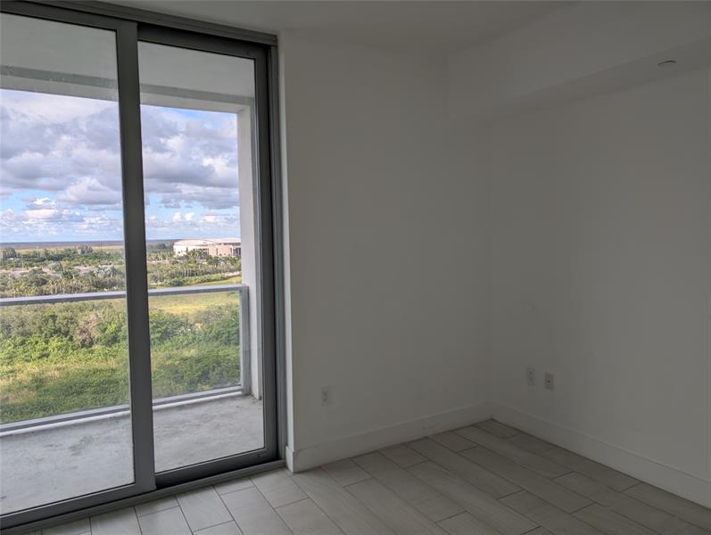 Image 5 of 17 For 2000 Metropica Way  1501