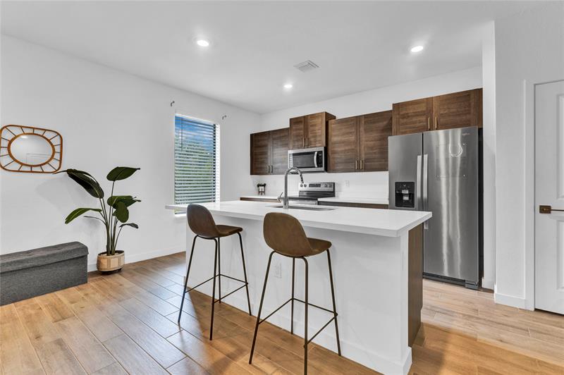 Image 4 of 21 For 425 17th St  