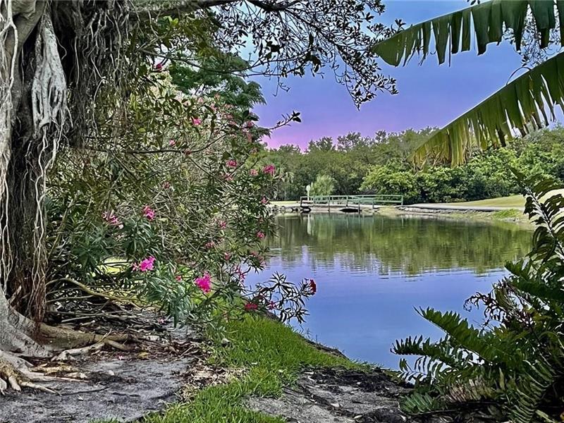 Image 7 of 27 For 53 Woodland Dr  105