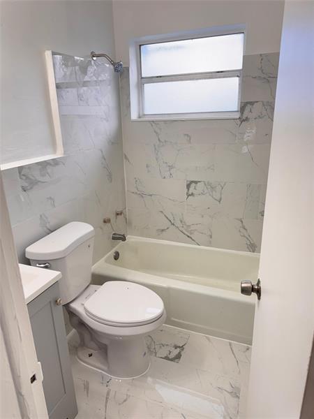 Image 5 of 5 For 181 28th Ter