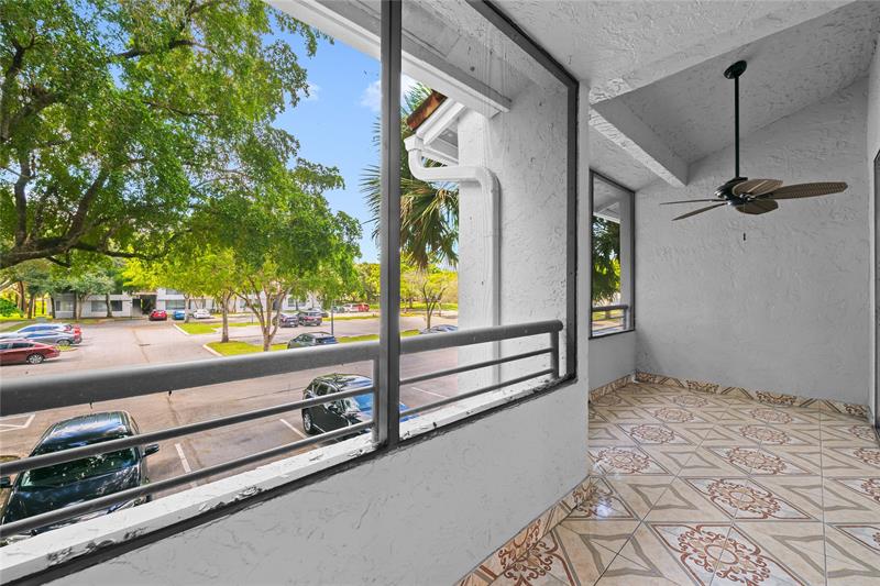 Image 17 of 22 For 711 Lyons Rd  14207