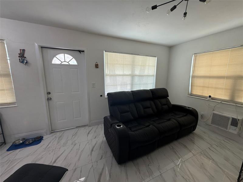 Image 6 of 10 For 421 11th St  1