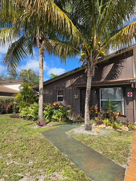 Image 15 of 19 For 3200 5th Ter  24