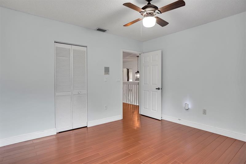 Image 34 of 40 For 10930 153 Ct