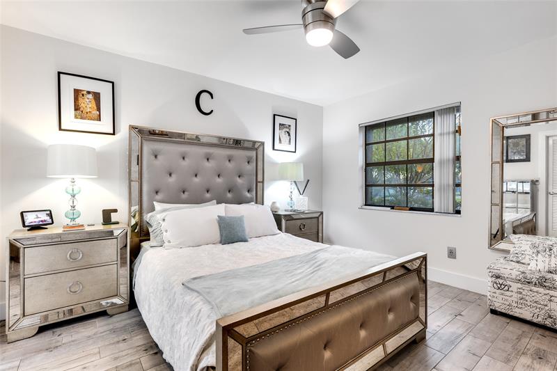 Image 10 of 30 For 3640 95th Ter  1k