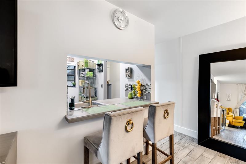 Image 20 of 30 For 3640 95th Ter  1k