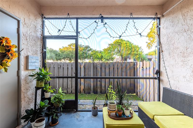 Image 22 of 30 For 3640 95th Ter  1k