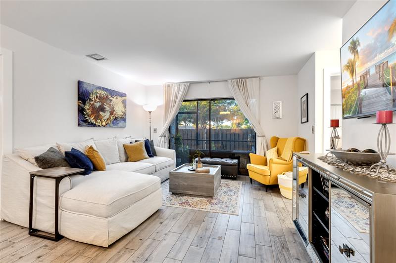 Image 8 of 30 For 3640 95th Ter  1k