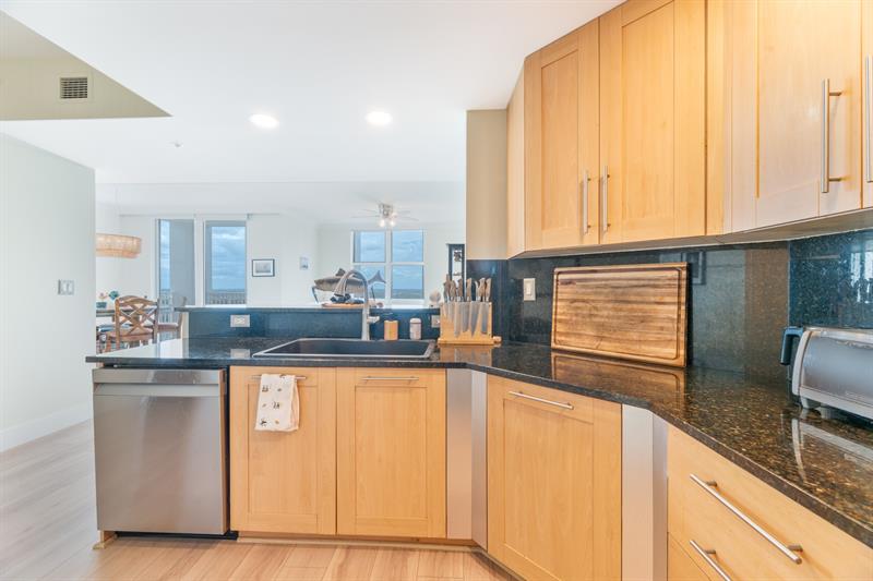 Image 7 of 30 For 511 5th Ave  2114