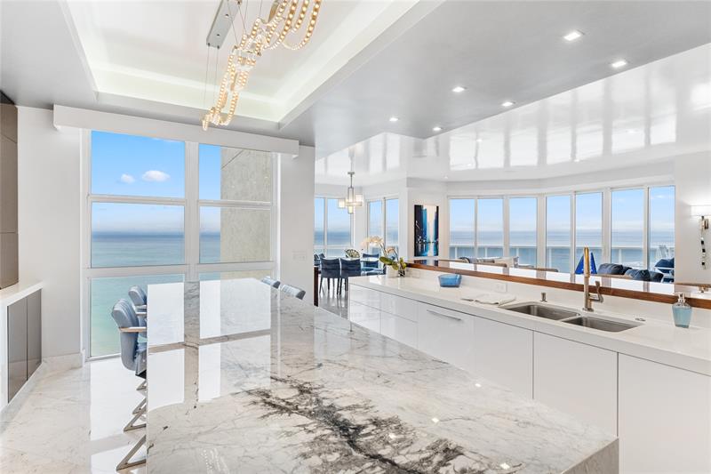 Image 6 of 31 For 3200 Ocean Blvd  Sph2609