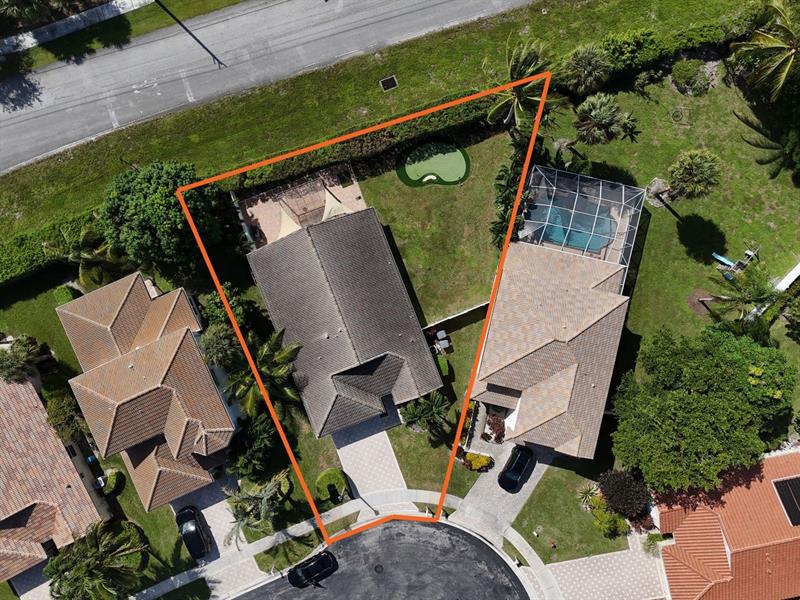 Image 4 of 33 For 8260 Palm Gate Dr