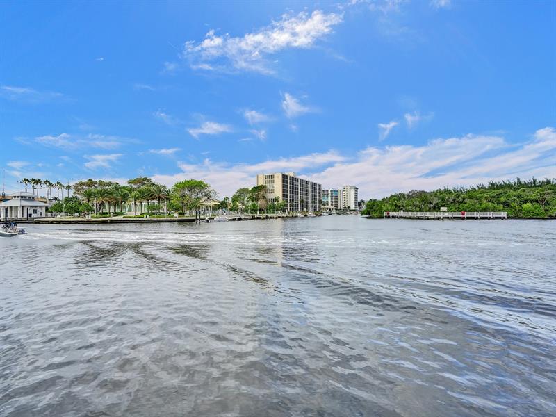 Image 5 of 74 For 105 19th Ave  352