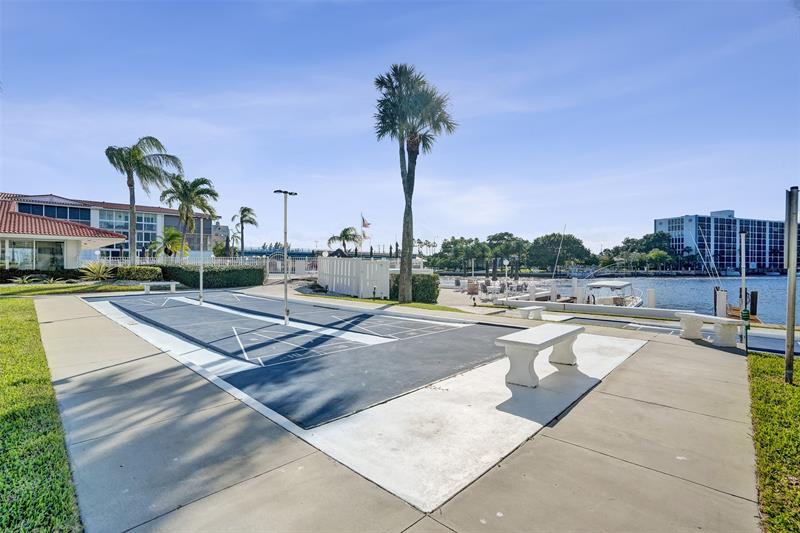 Image 53 of 74 For 105 19th Ave  352