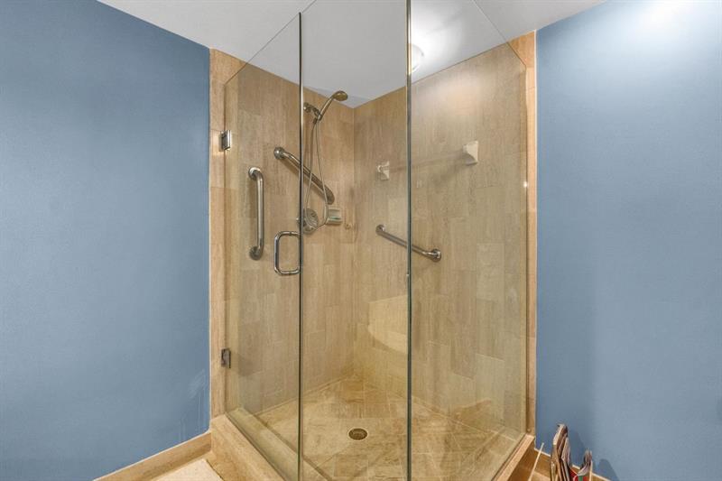 Image 10 of 35 For 7178 Promenade Dr  202