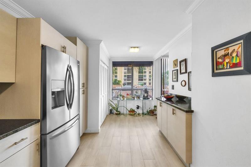 Image 12 of 35 For 7178 Promenade Dr  202