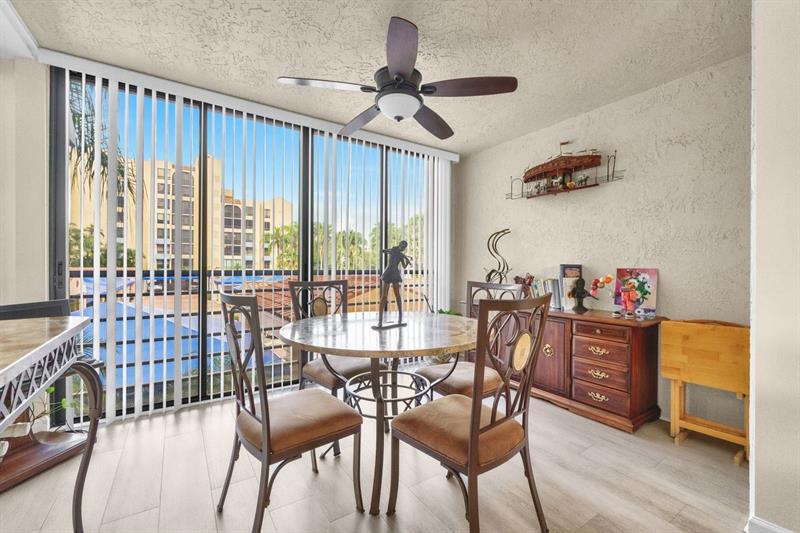 Image 20 of 35 For 7178 Promenade Dr  202