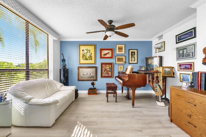 Image 24 of 35 For 7178 Promenade Dr  202