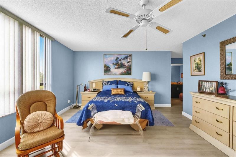 Image 6 of 35 For 7178 Promenade Dr  202