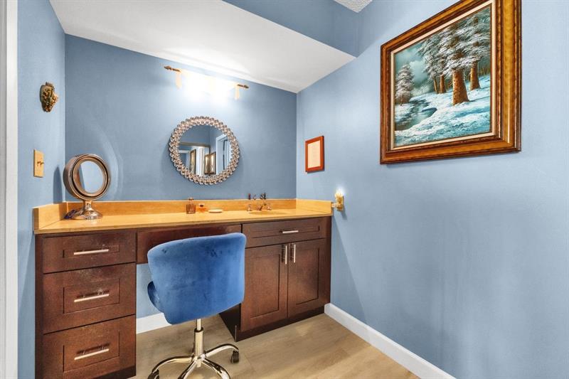 Image 8 of 35 For 7178 Promenade Dr  202