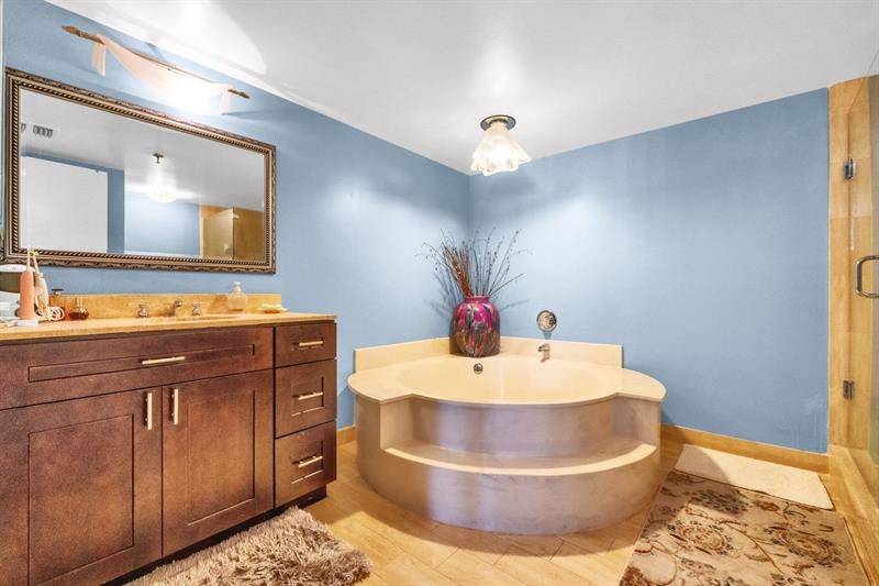 Image 9 of 35 For 7178 Promenade Dr  202