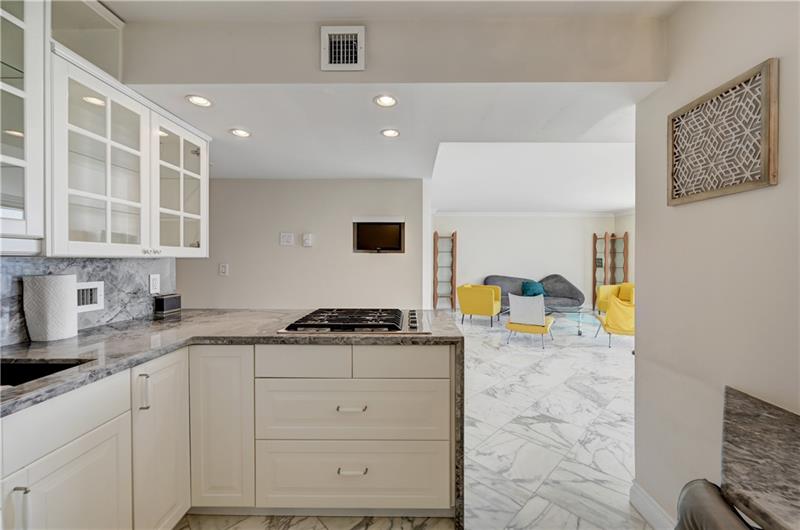 Image 12 of 51 For 2030 Ocean Dr  807