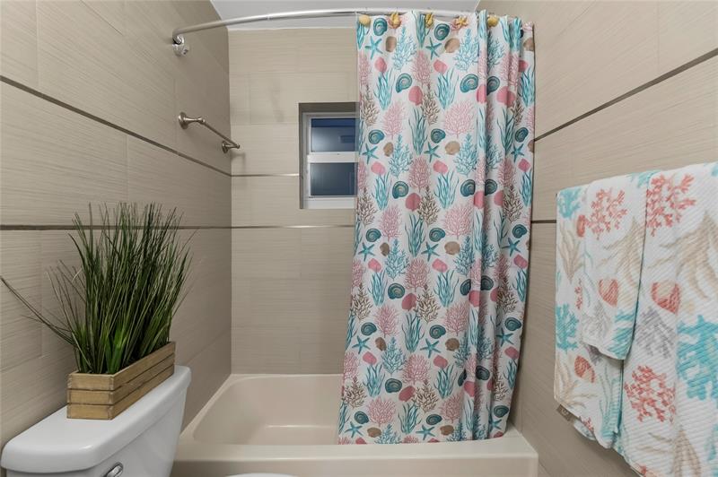 Image 16 of 31 For 2600 Ocean Dr  308