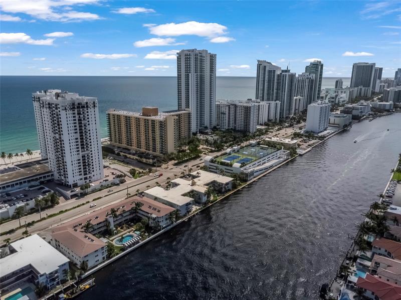 Image 3 of 31 For 2600 Ocean Dr  308