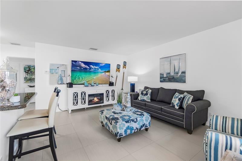 Image 8 of 31 For 2600 Ocean Dr  308