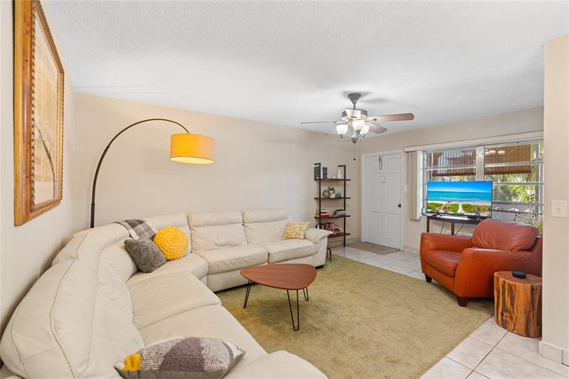 Image 10 of 26 For 161 10th Ave  3b