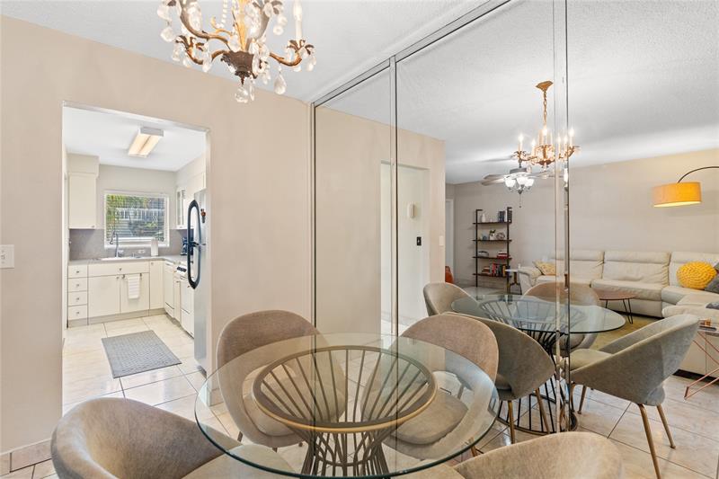 Image 11 of 26 For 161 10th Ave  3b